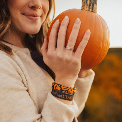 Any Questions? Pumpkin Elastic Bracelet: Medium